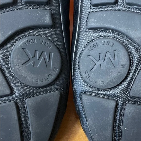 Michael Kors Black Leather MK Logo Ballet Flats. Size 10 - Picture 10 of 14